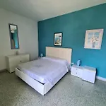Couette-café Palazzo Della Marra 3*