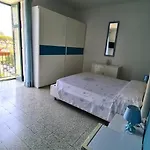 Palazzo Della Marra 3*