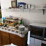 Couette-café Palazzo Della Marra 3*