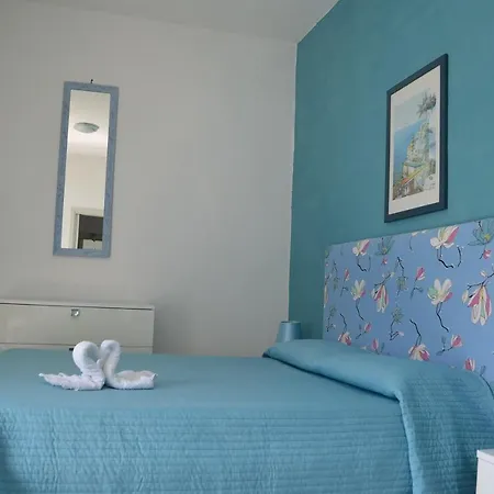 Palazzo Della Marra Bed & Breakfast