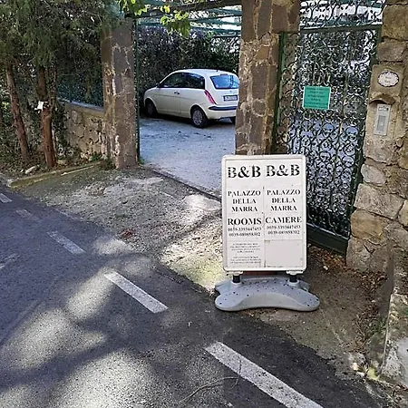 Palazzo Della Marra Bed and Breakfast Ραβέλλο