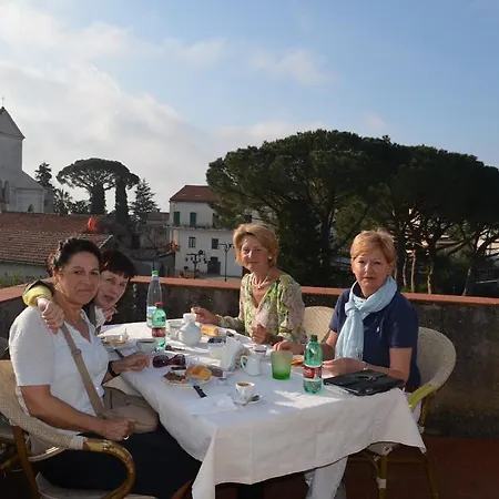 Palazzo Della Marra 3* Ραβέλλο