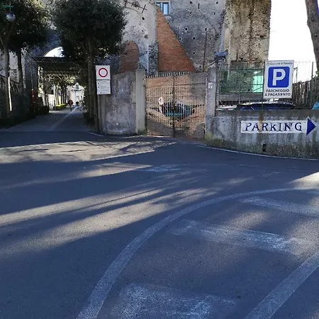 Palazzo Della Marra Bed and Breakfast Ραβέλλο